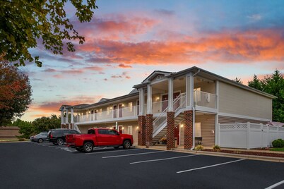 Affordable Suites Hickory/Conover
