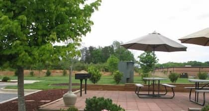 Affordable Suites Hickory/Conover