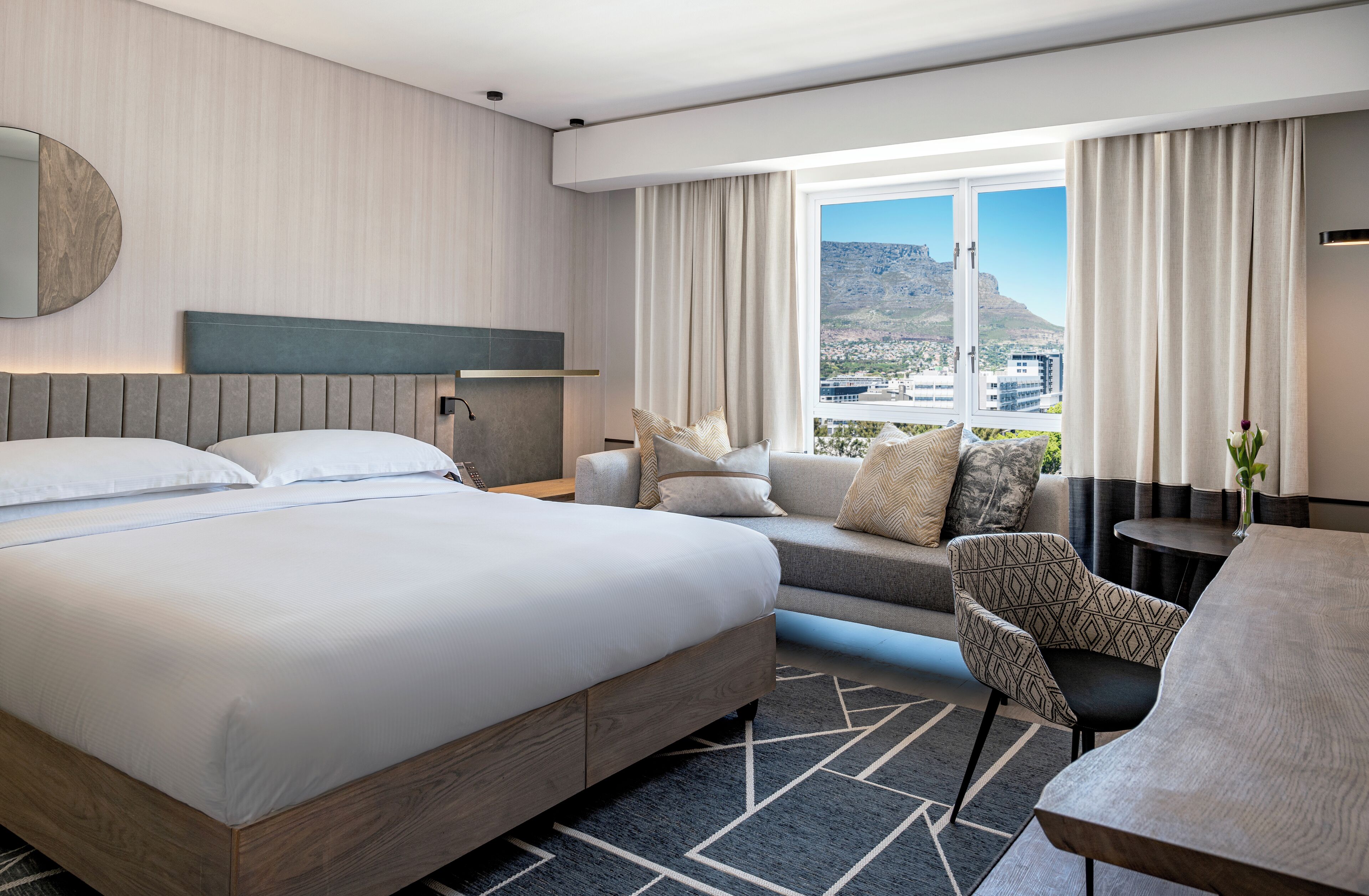 Chambre, 1 très grand lit