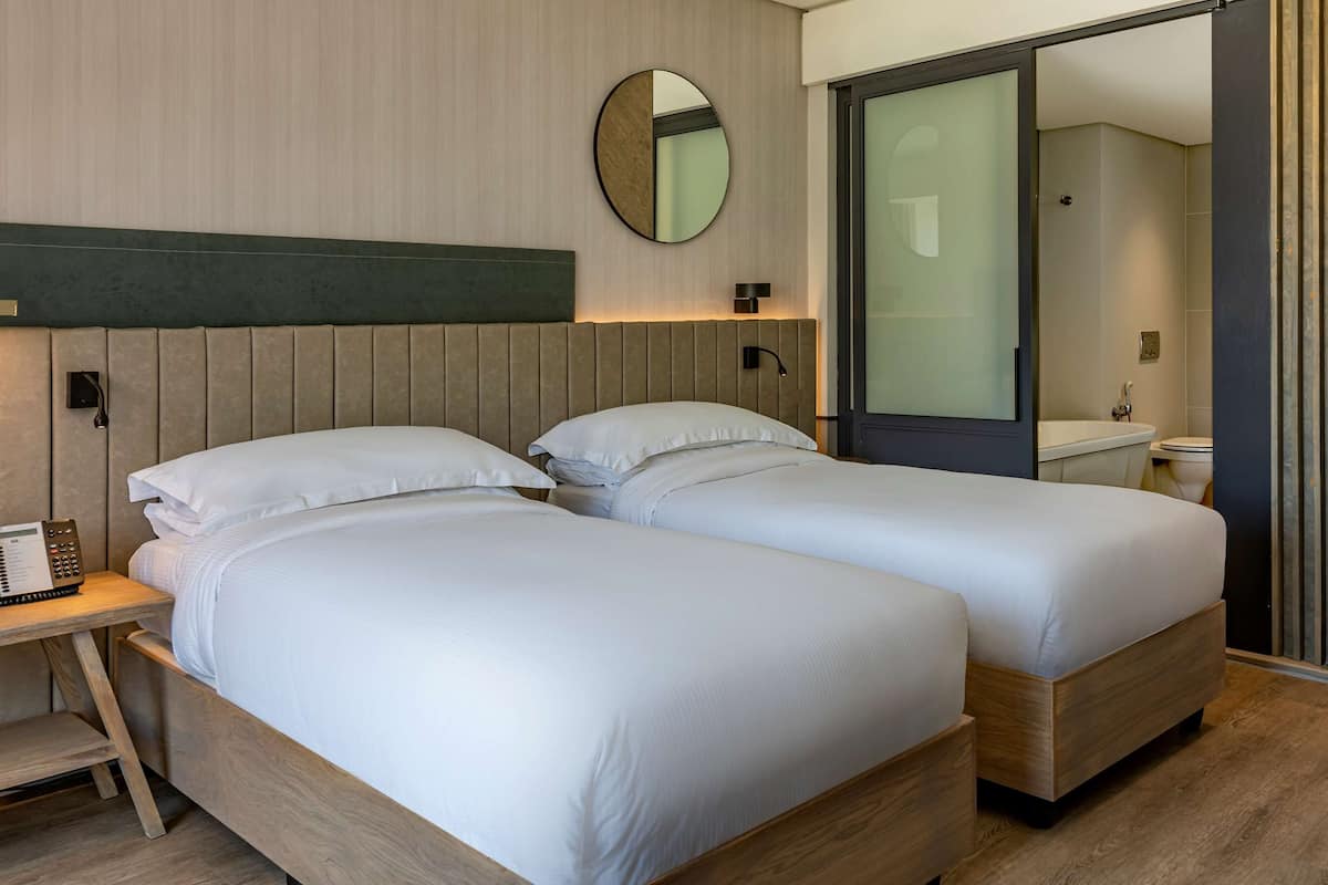 1 bedroom, premium bedding, down duvets, in-room safe