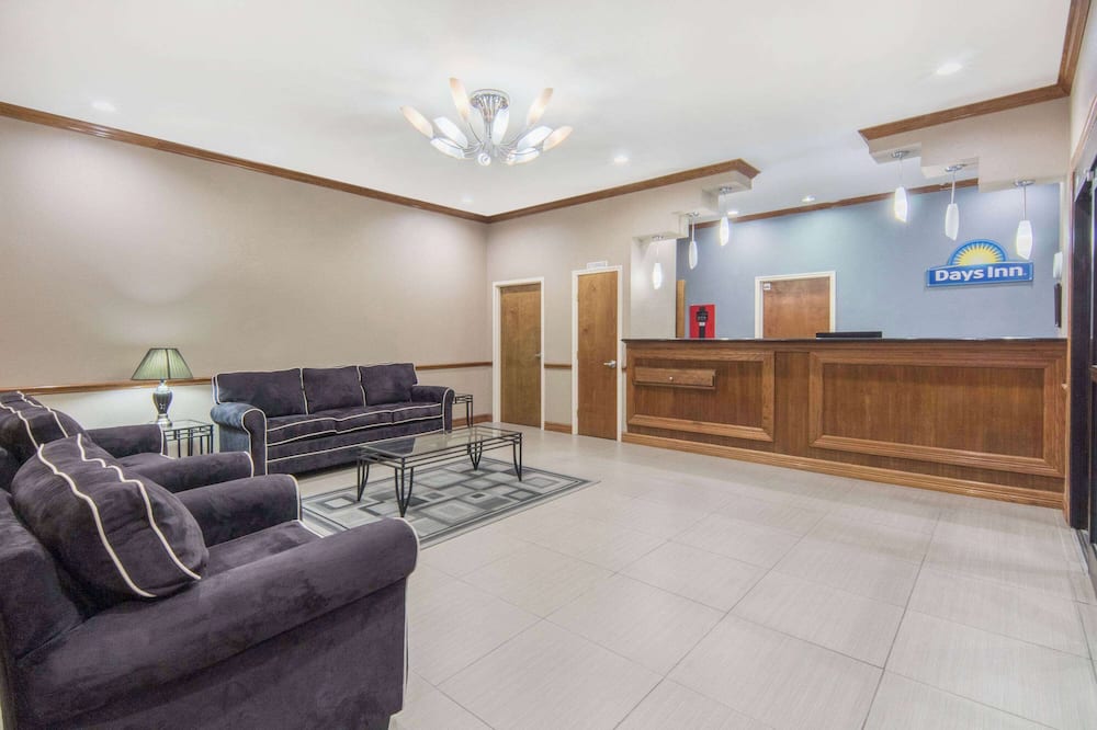 Days Inn by Wyndham Baytown East