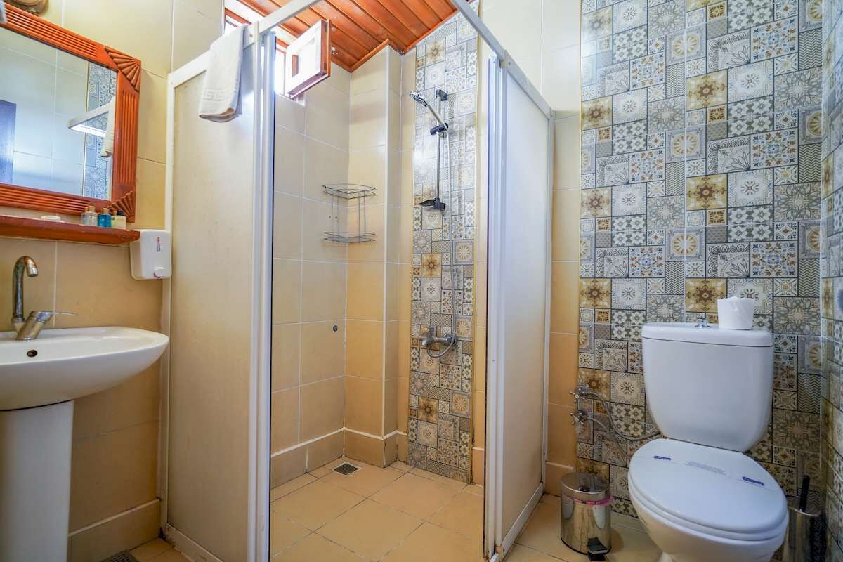 Photo - Zeynep Hanim Konagi