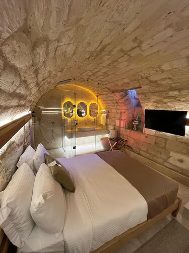 Zeynep Hanim Konagi - Special Class