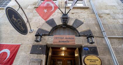 Zeynep Hanim Konagi - Special Class