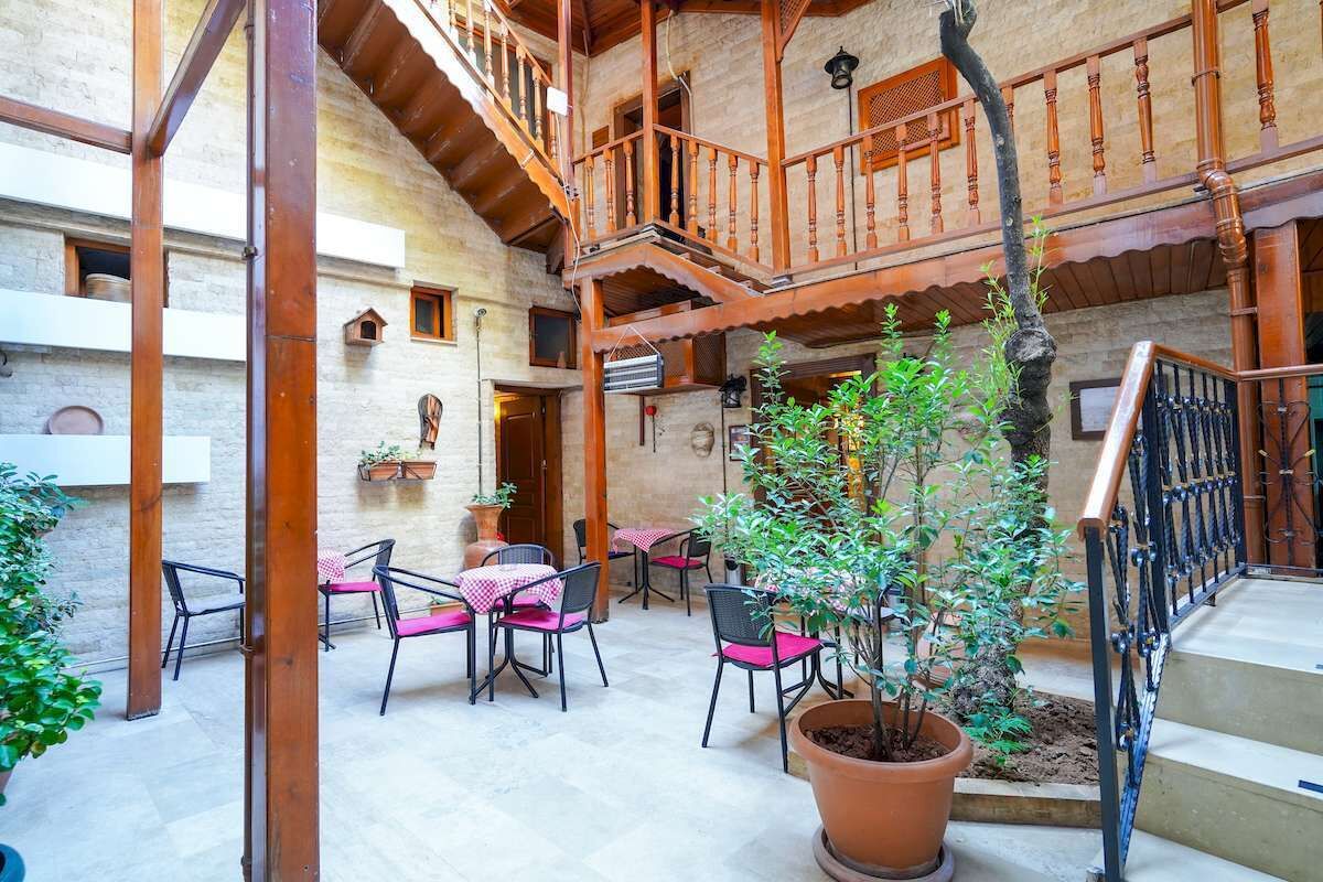 Photo - Zeynep Hanim Konagi