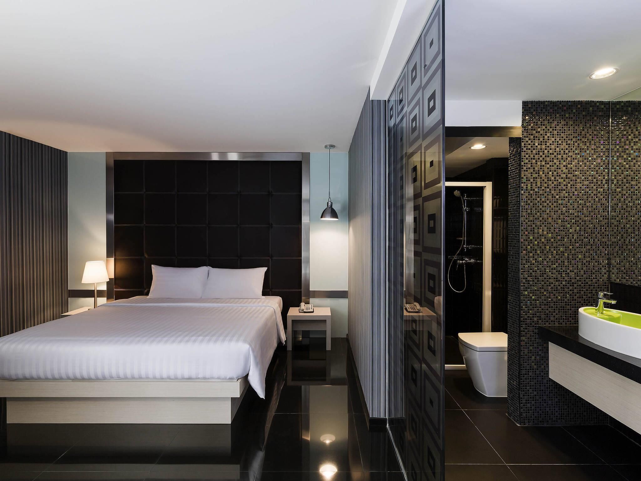 In-room safe, desk, laptop workspace, blackout curtains