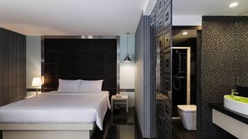 In-room safe, desk, laptop workspace, blackout curtains