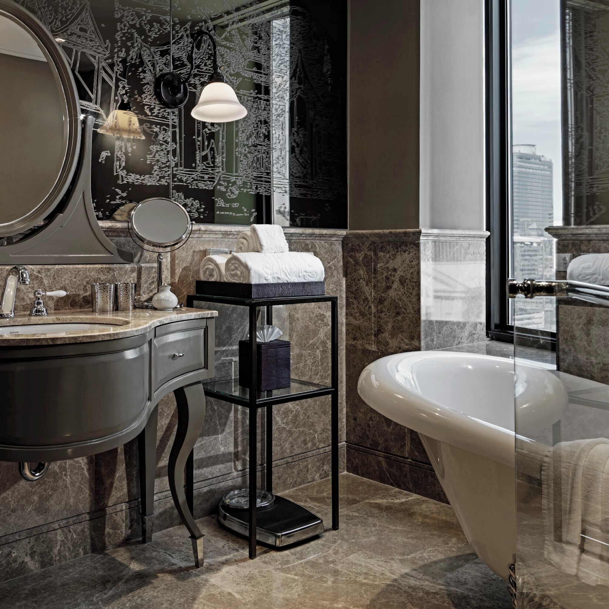 suite, 1 bedroom, non smoking | bathroom | separate bathtub and shower, deep-soaking bathtub, rainfall showerhead