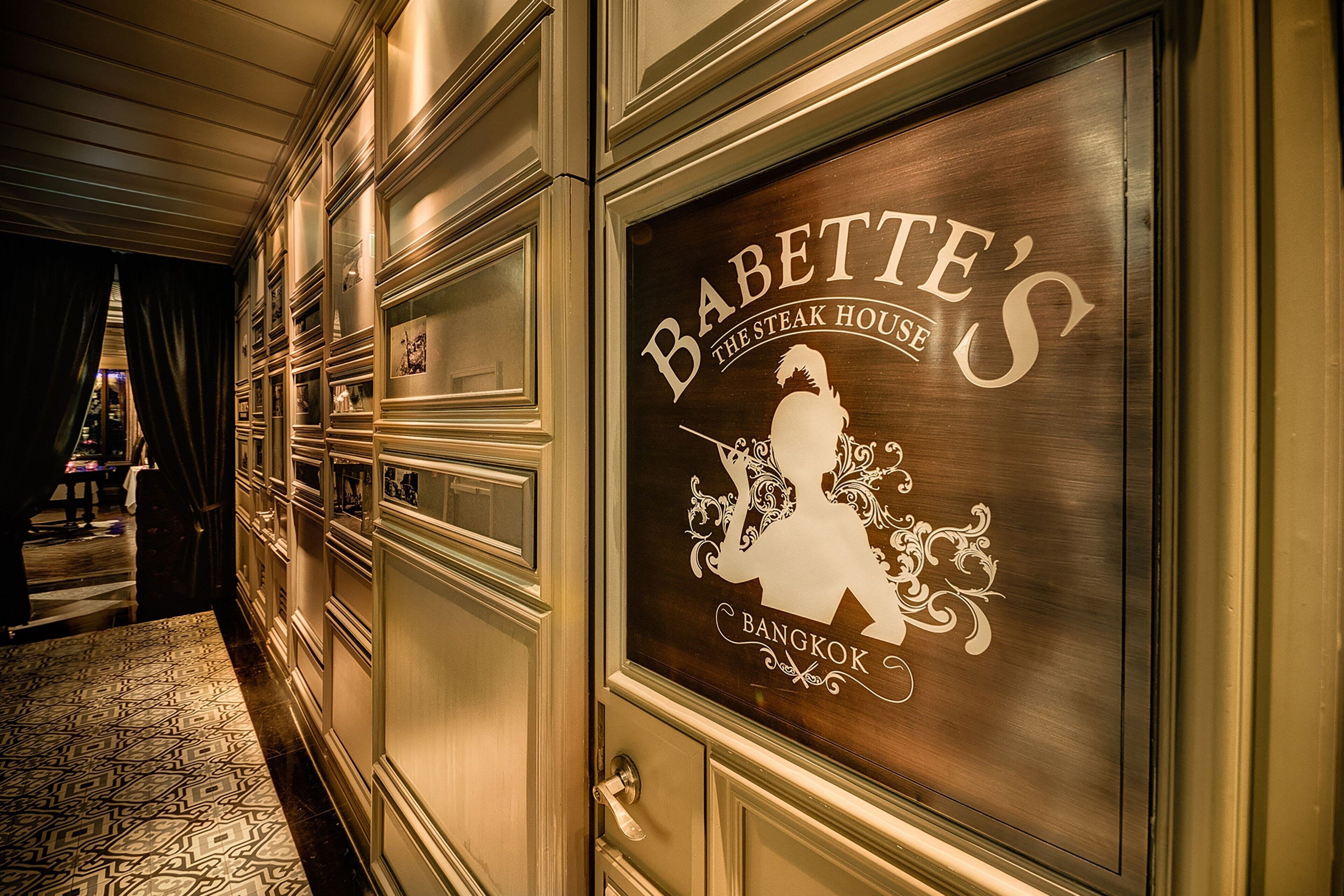 3 restaurants, breakfast, lunch, dinner served; italian cuisine