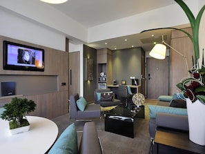 Minibar, coffre-fort, bureau, rideaux dâobscurcissement