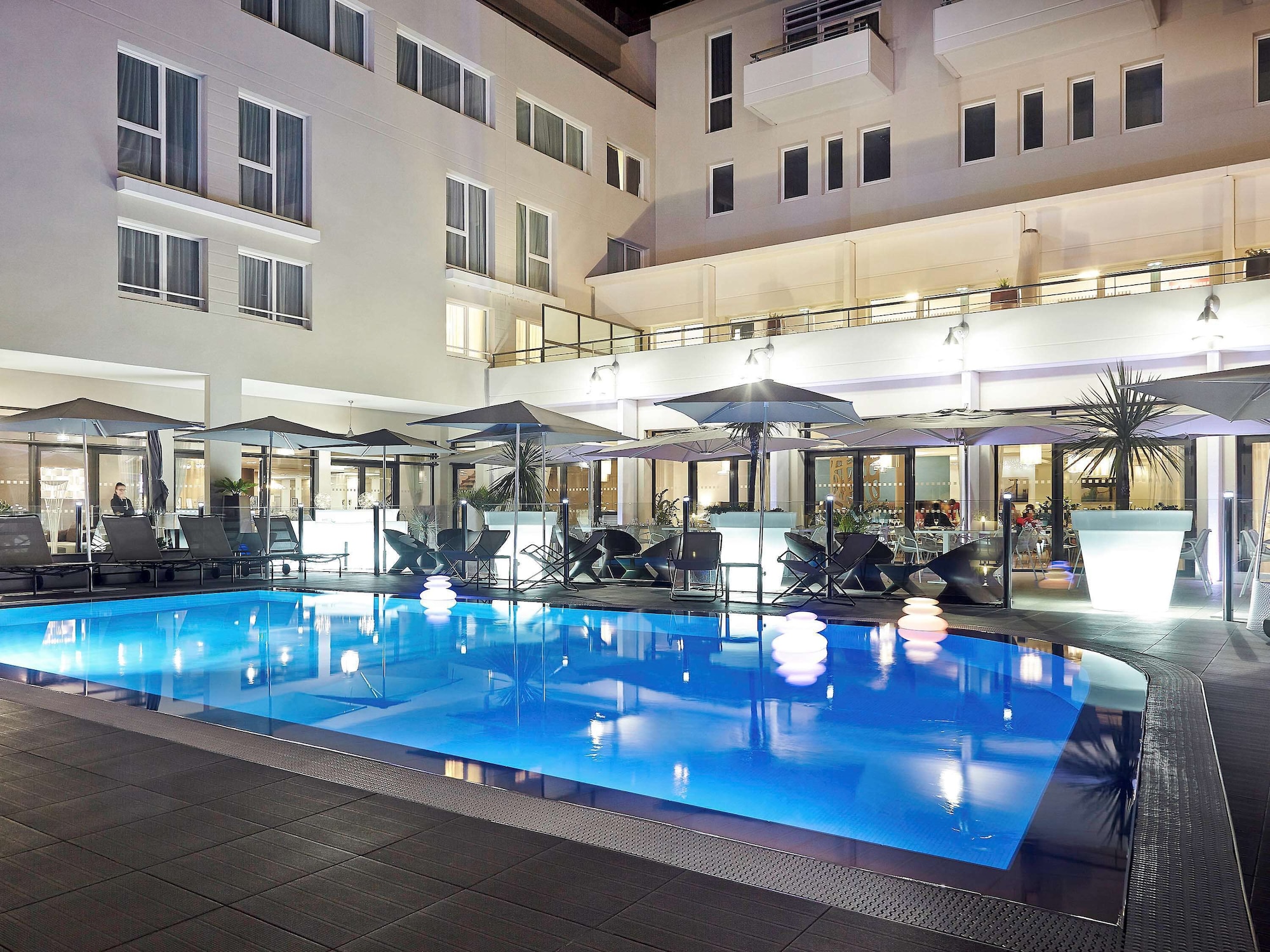 4 Star Hotels