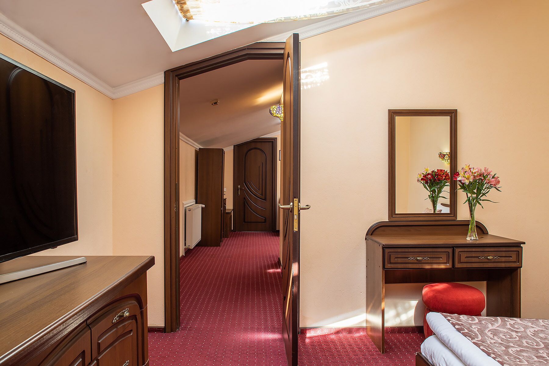 Family Suite | Premium bedding, down duvets, pillow-top beds, in-room safe
