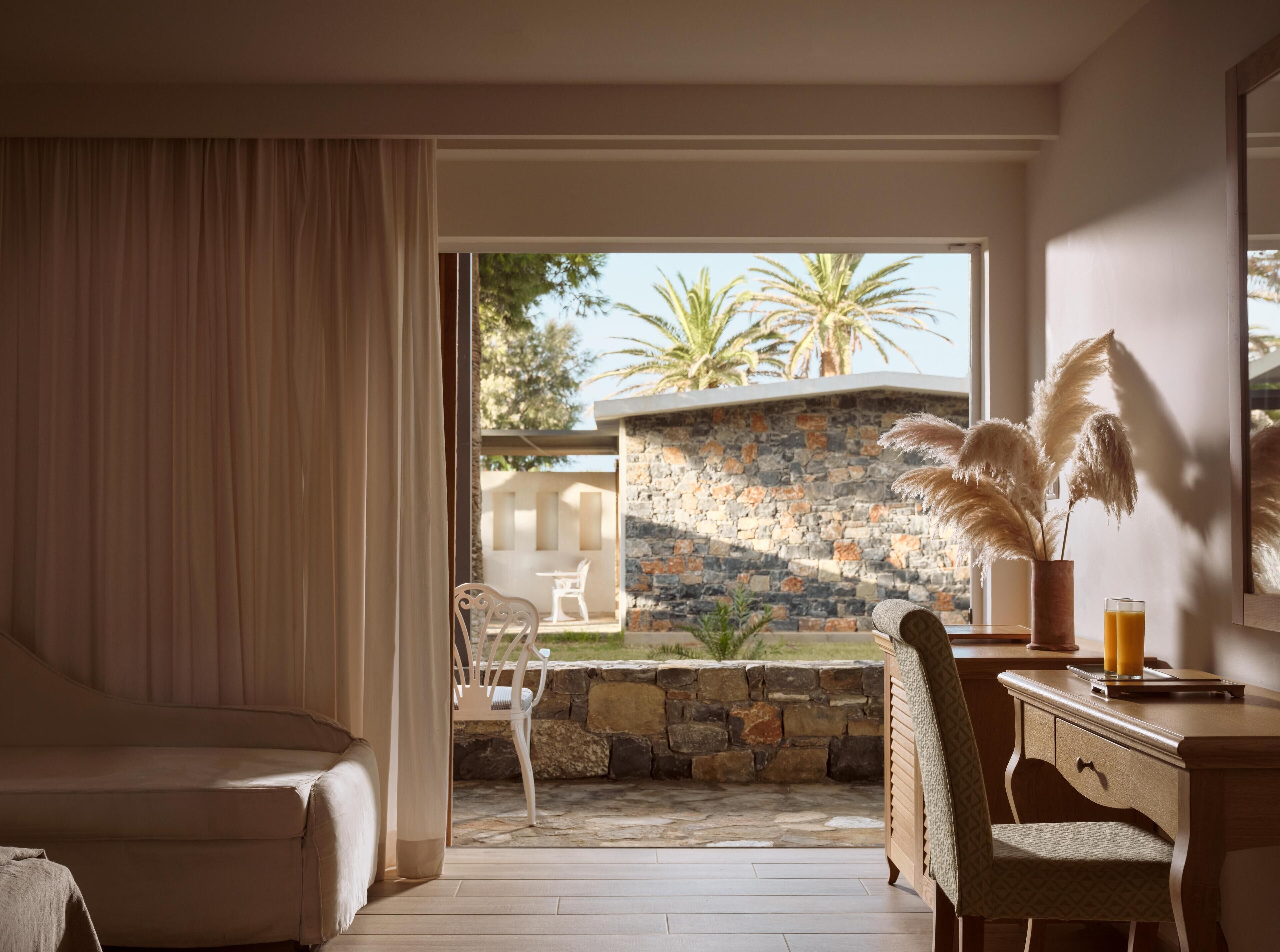 Bungalow Premium, vista al jardín | 1 habitación y ropa de cama de alta calidad 