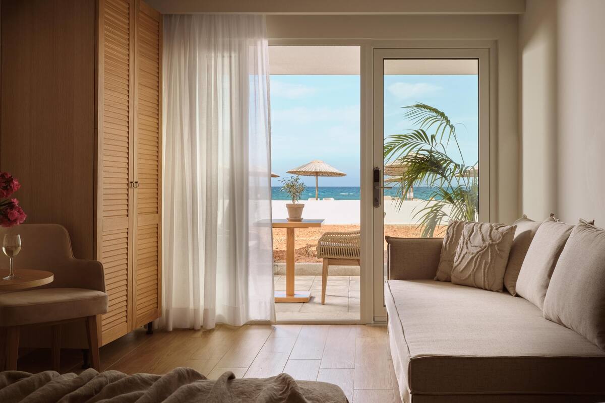 Room (WaterFront View) | 1 bedroom, premium bedding, minibar (some free items), desk