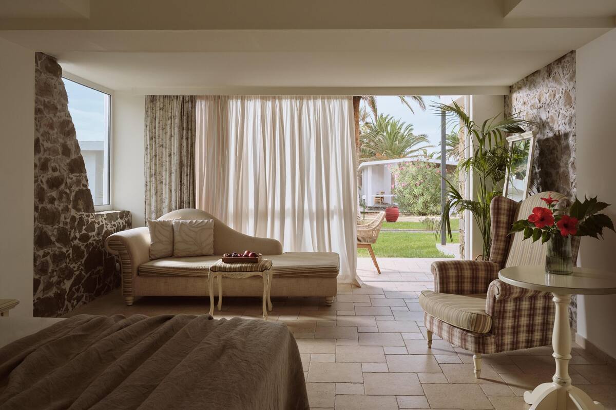 Comfort Family Bungalow, Ground floor or 1st floor | 1 bedroom, premium bedding, minibar (some free items), desk