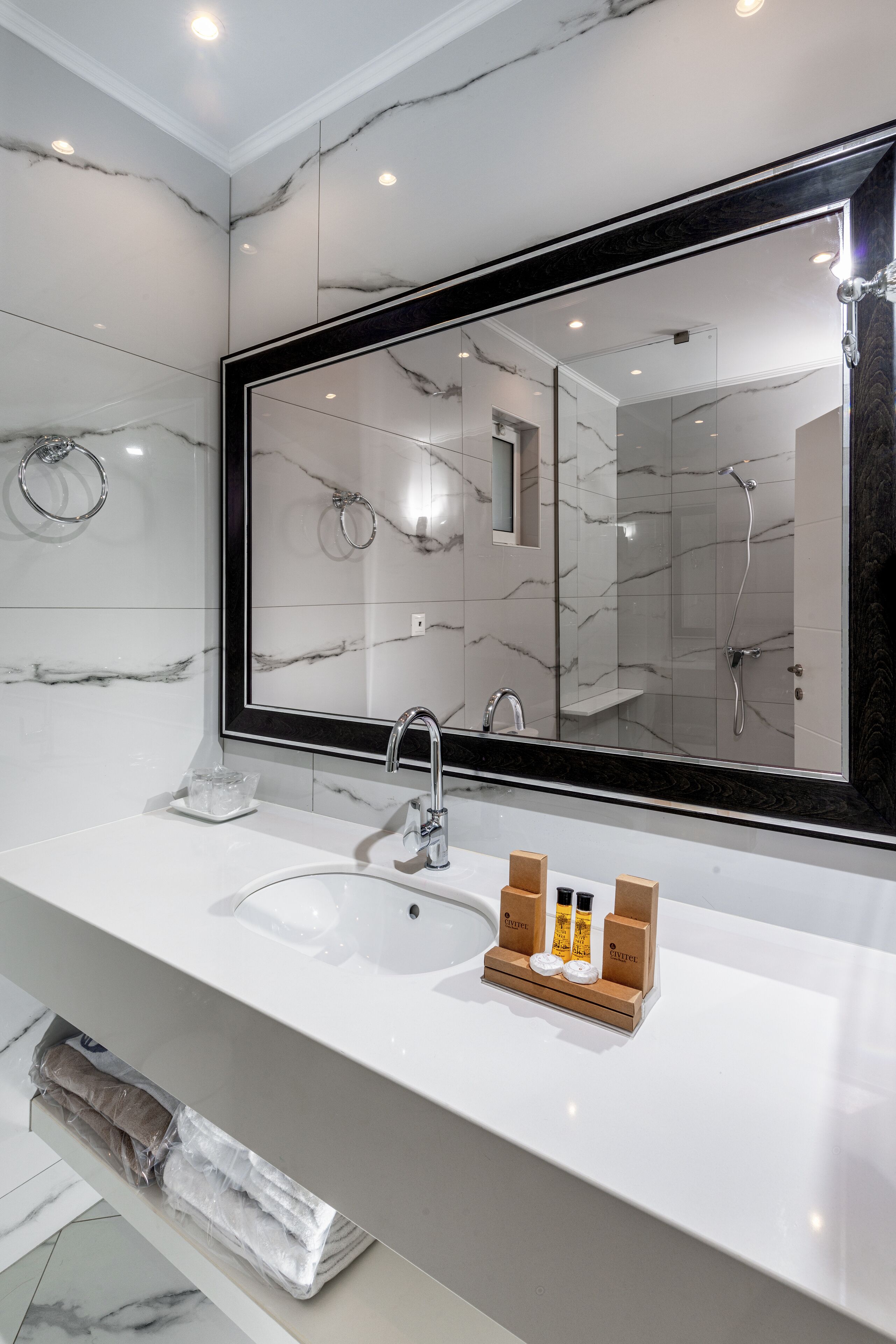 premium bungalow, beach view | bathroom | free toiletries, hair dryer, slippers, towels