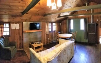 Cabaña, 2 habitaciones | Zona de estar