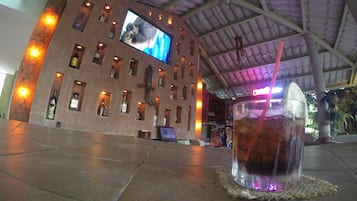 Bar (en la propiedad)