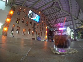 Bar (en la propiedad)