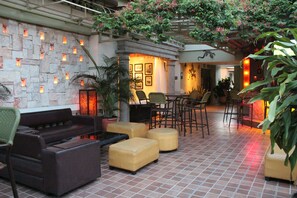 Bar (on property) - Boutique Hotel La Cordillera (San Pedro Sula)