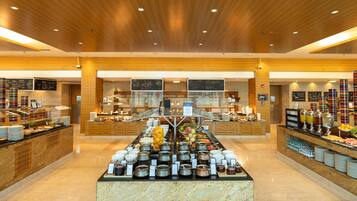 Daily buffet breakfast for a fee
