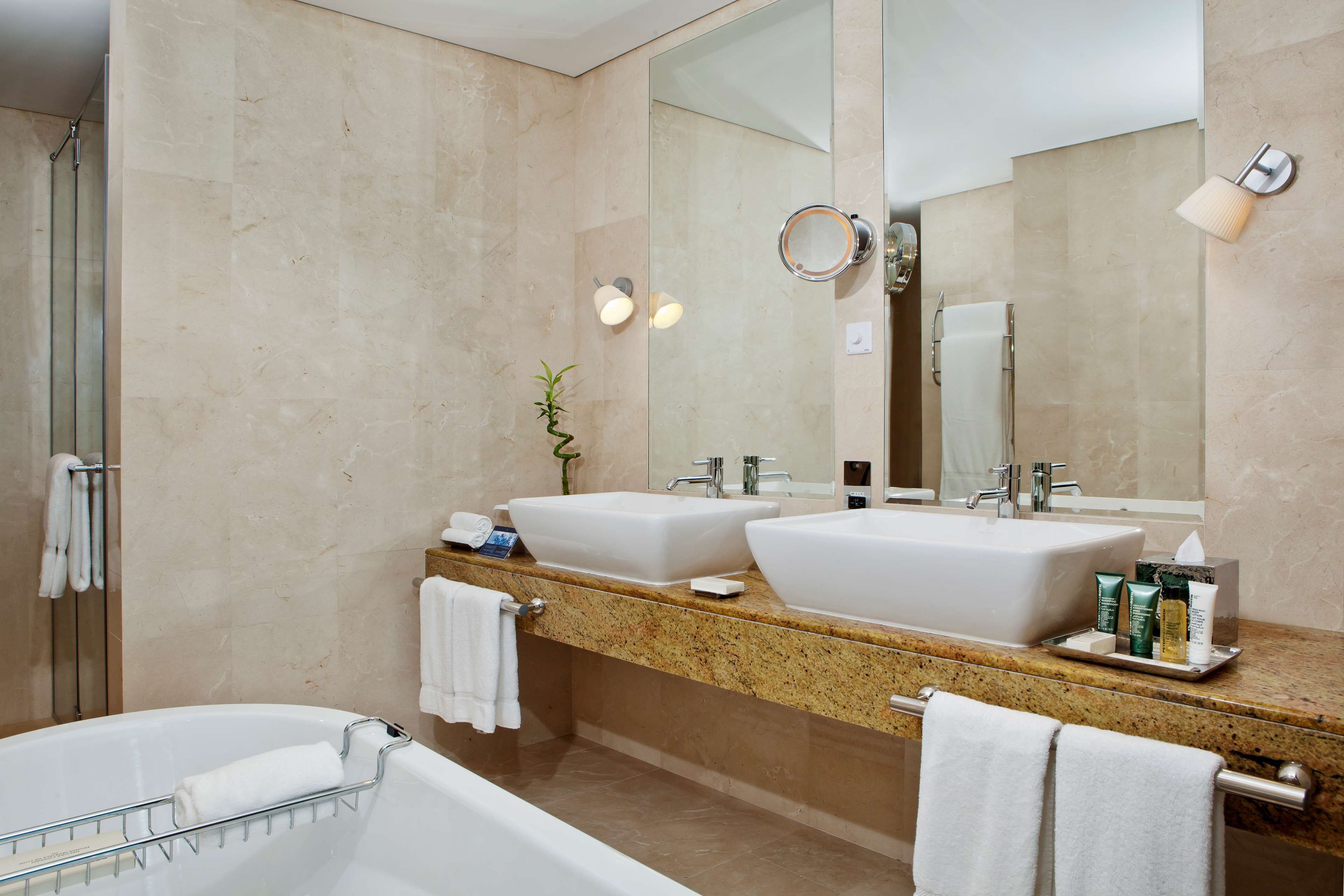 suite, sea view (2 bedrooms) | bathroom | separate bathtub and shower, deep-soaking bathtub, rainfall showerhead