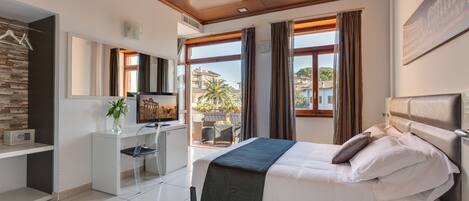 Premium bedding, minibar, in-room safe, desk