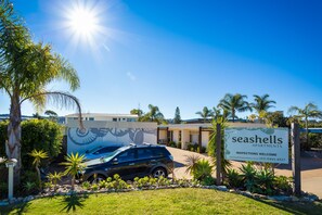 Property entrance - Seashells Apartments Merimbula (Merimbula)