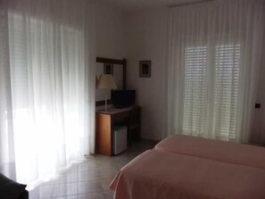 1 bedroom, in-room safe, desk, soundproofing - Biancamaria (Anacapri)