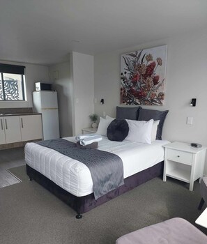Motel Style 2 Bedroom 