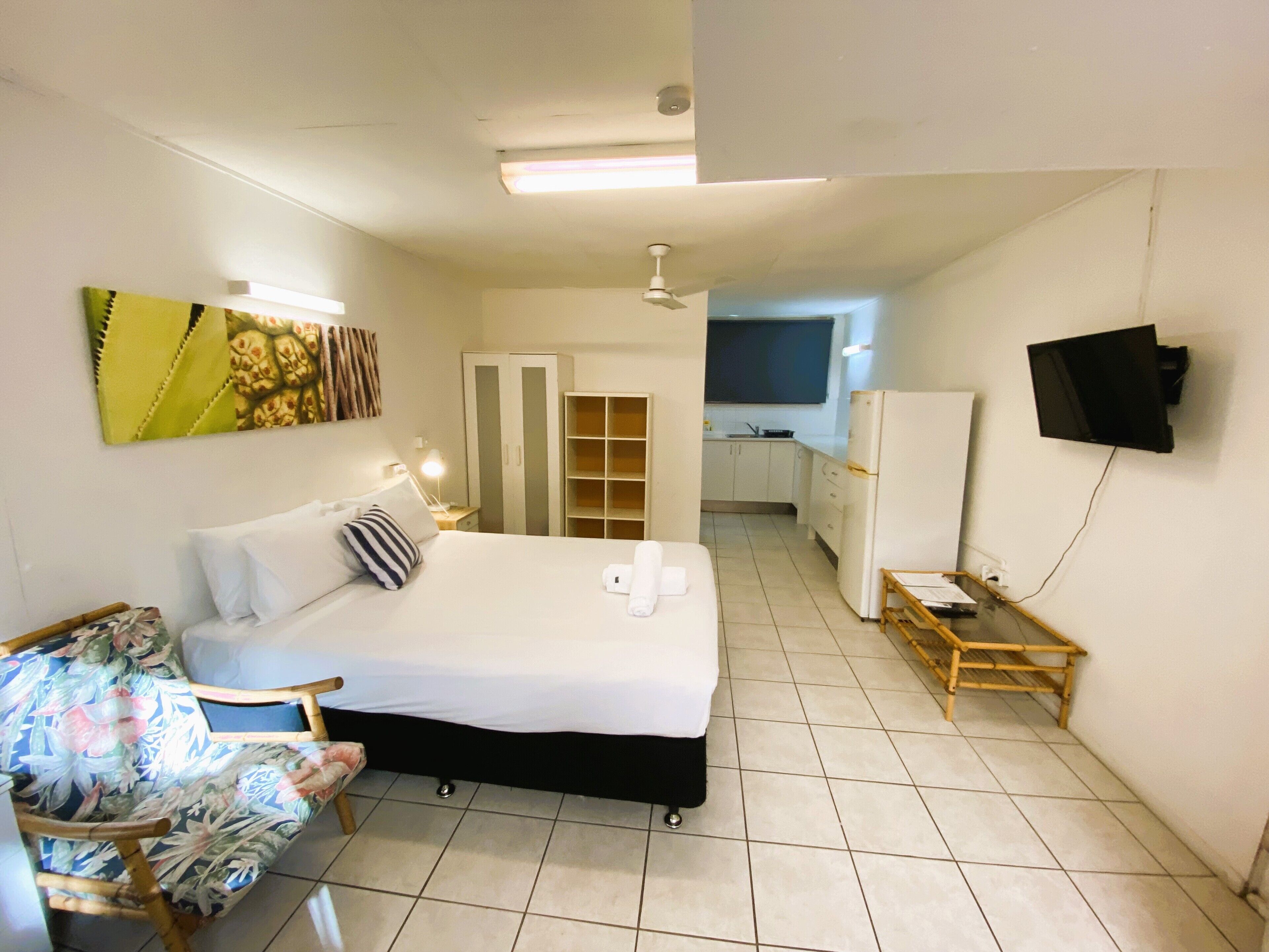 Photo - Camden Motor Inn