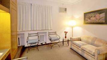 WiFi, wheelchair access