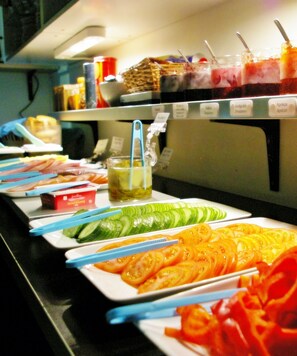 Free daily buffet breakfast - Hotell Centralstation (Uppsala)