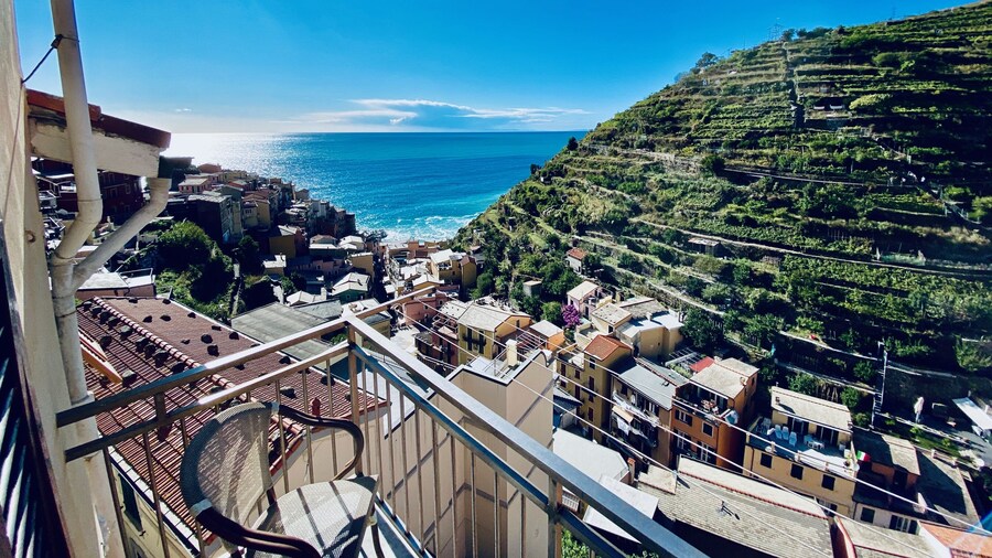 Giovanni Rooms Manarola