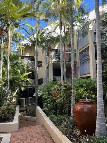 Spring Hill Gardens Apartments