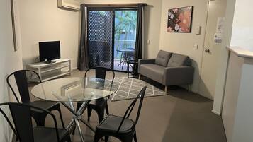 Televisión LCD, reproductor de DVD