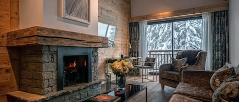 Premium Suite, 1 Bedroom | Living area | Flat-screen TV, pay movies