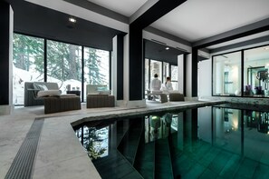 Indoor pool, pool loungers