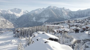 Luxury Apartment, 3 Bedrooms, Mountain View | View from room