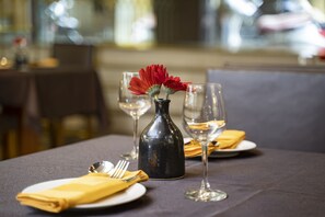 Breakfast served - Splendid Star Grand Hotel & Spa (Hanoi)