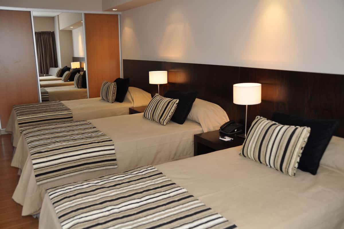 Tripla Standard, 3 letti singoli | Biancheria da letto di alta qualità