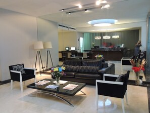 Reception - Galerias Hotel (Buenos Aires)