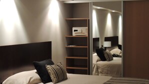 Unclassified image, 2 of 70, button - Galerias Hotel (Buenos Aires)