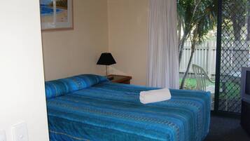 Strykejern/-brett, barnesenger og ekstrasenger (mot et tillegg)