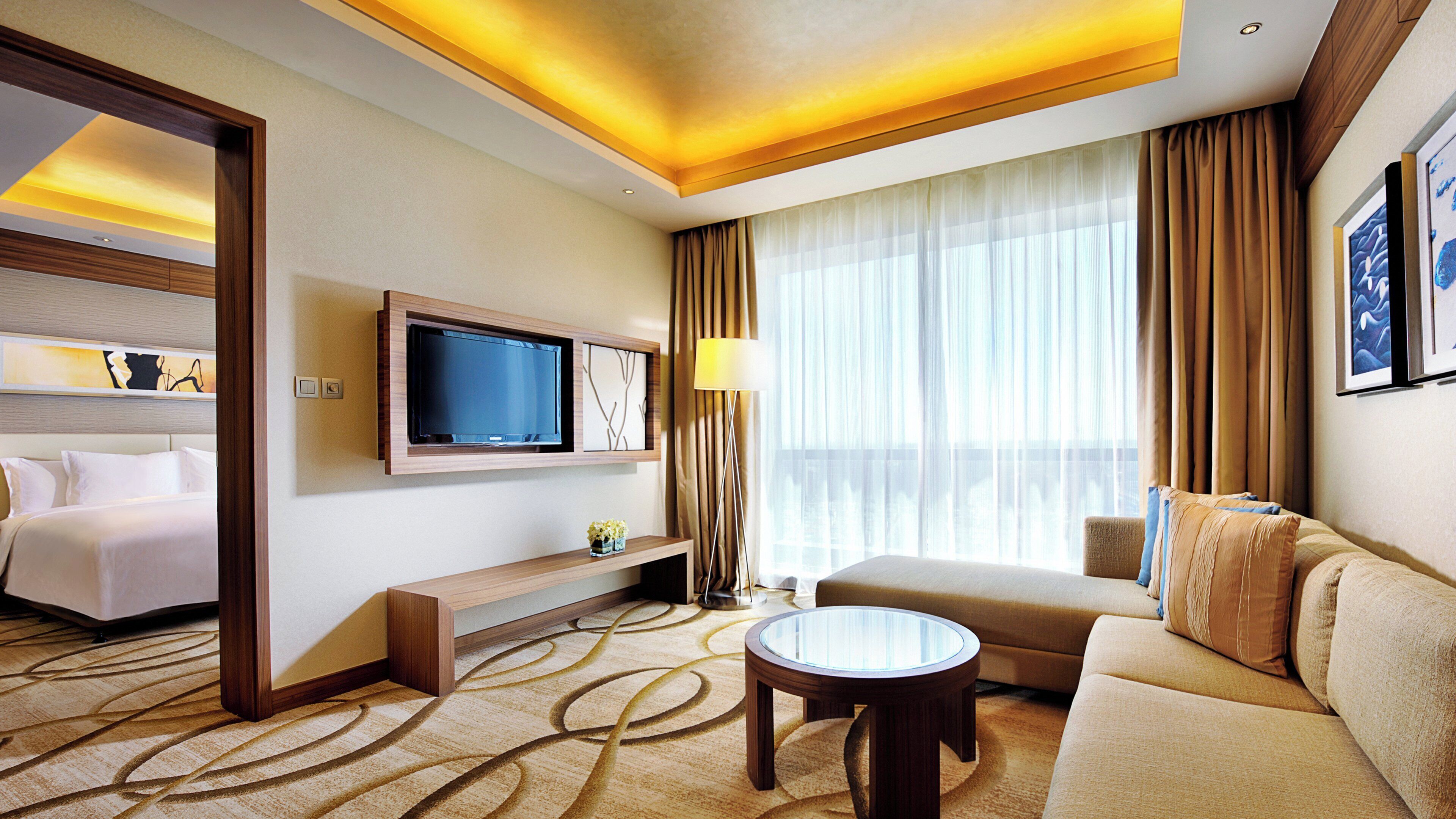 Suite, 1 Bedroom (Club Floor) | Down comforters, minibar, in-room safe, desk