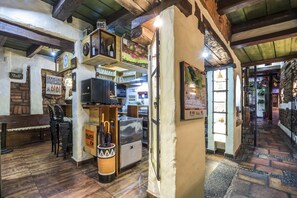 Reception - Hotel Muisca (Bogotá)