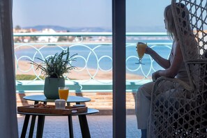 Double Room, 1 Double or 2 Twin Beds, Terrace, Sea View | Down comforters, memory foam beds, in-room safe, desk