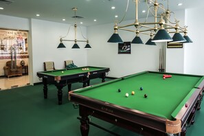 Billards
