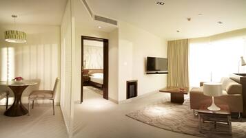 Executive Suite, 1 King Bed, City View | View from room