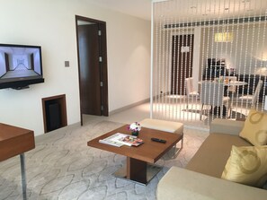 Premium bedding, minibar, in-room safe, individually decorated